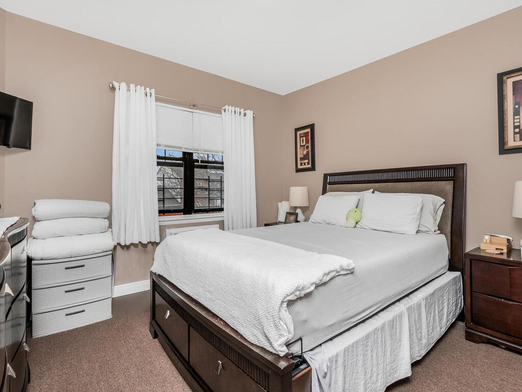 Single Family 181st  Bronx, NY 10457, MLS-825610-10