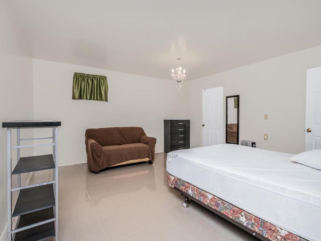 Single Family 181st  Bronx, NY 10457, MLS-825610-22