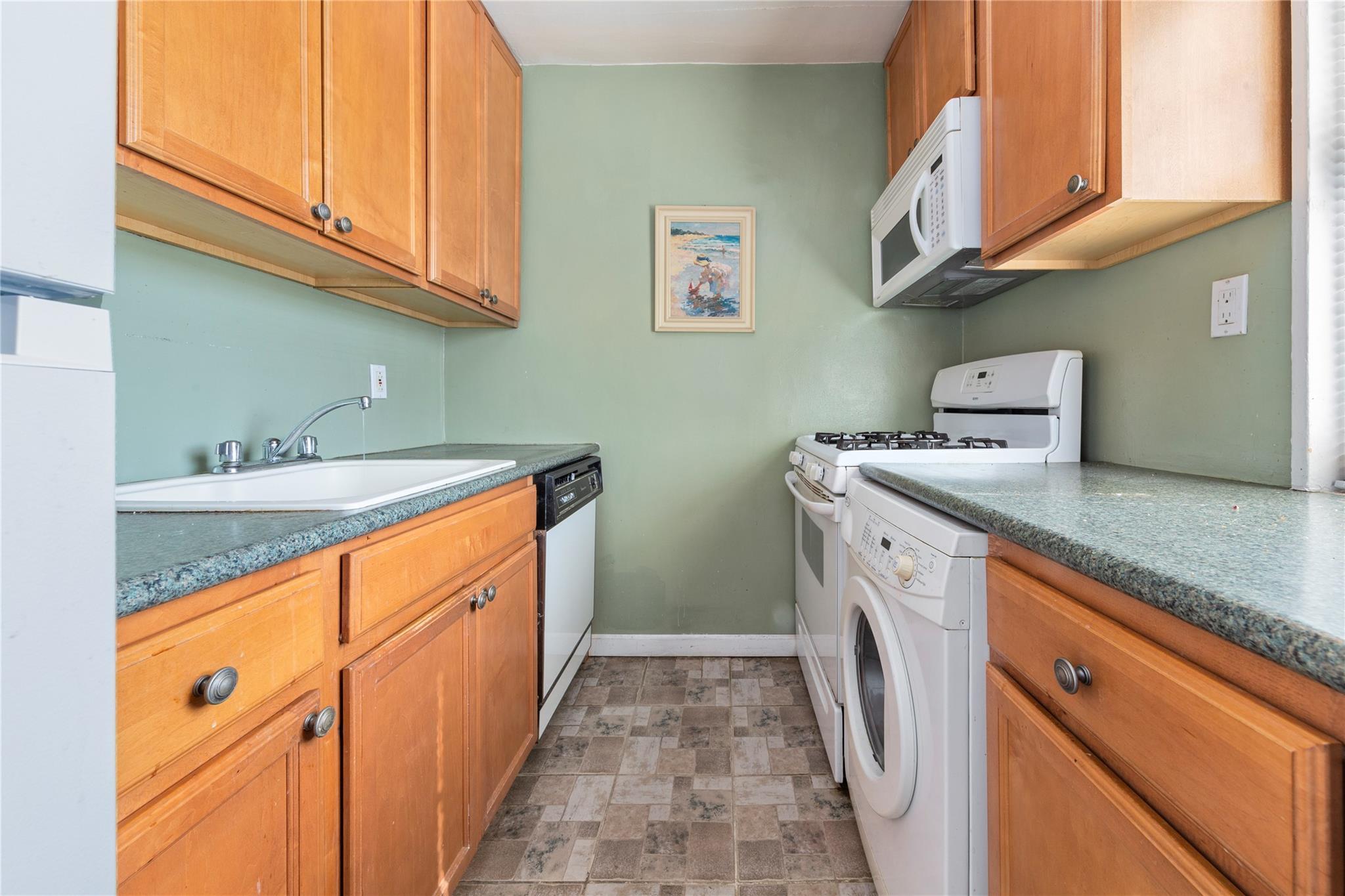 Coop 63rd  Queens, NY 11362, MLS-825628-14