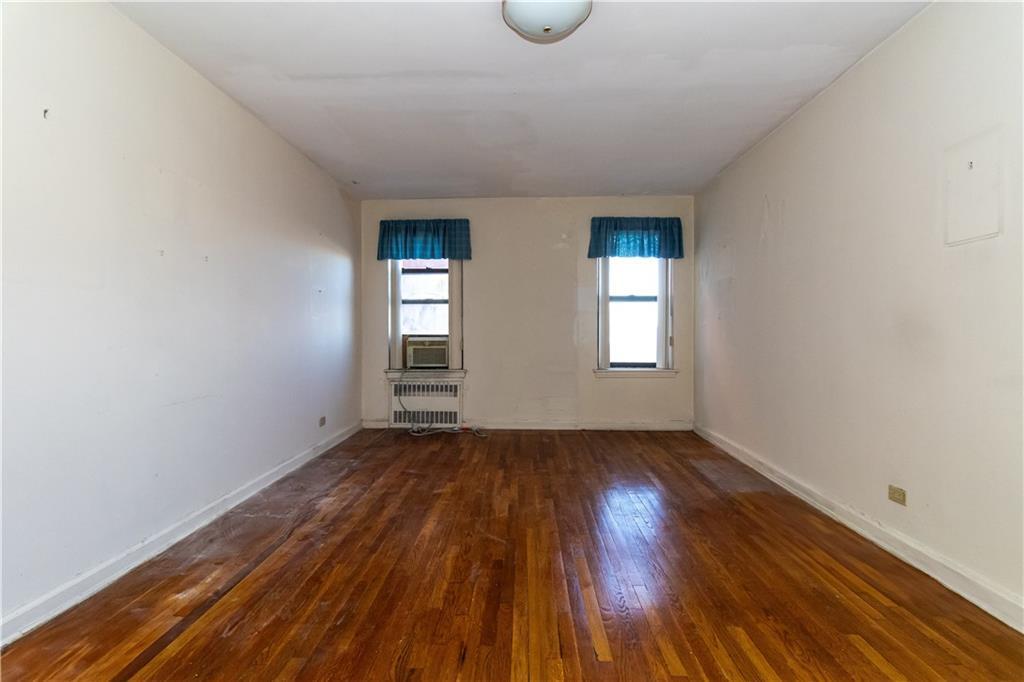Coop Ovington  Brooklyn, NY 11209, MLS-825670-18