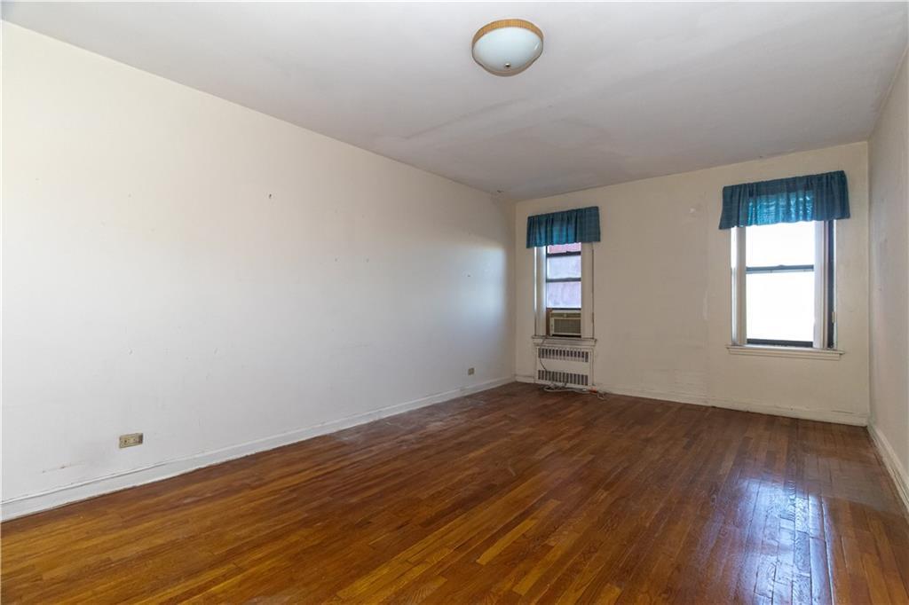 Coop Ovington  Brooklyn, NY 11209, MLS-825670-19
