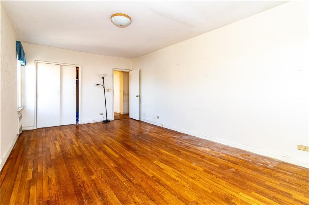 Coop Ovington  Brooklyn, NY 11209, MLS-825670-20