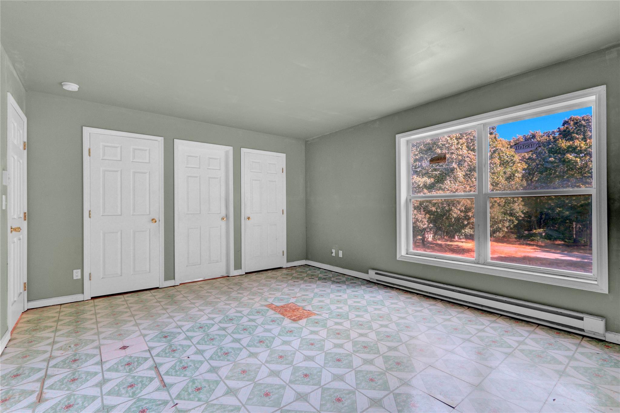 Single Family Magee  Suffolk County, NY 11968, MLS-825679-24