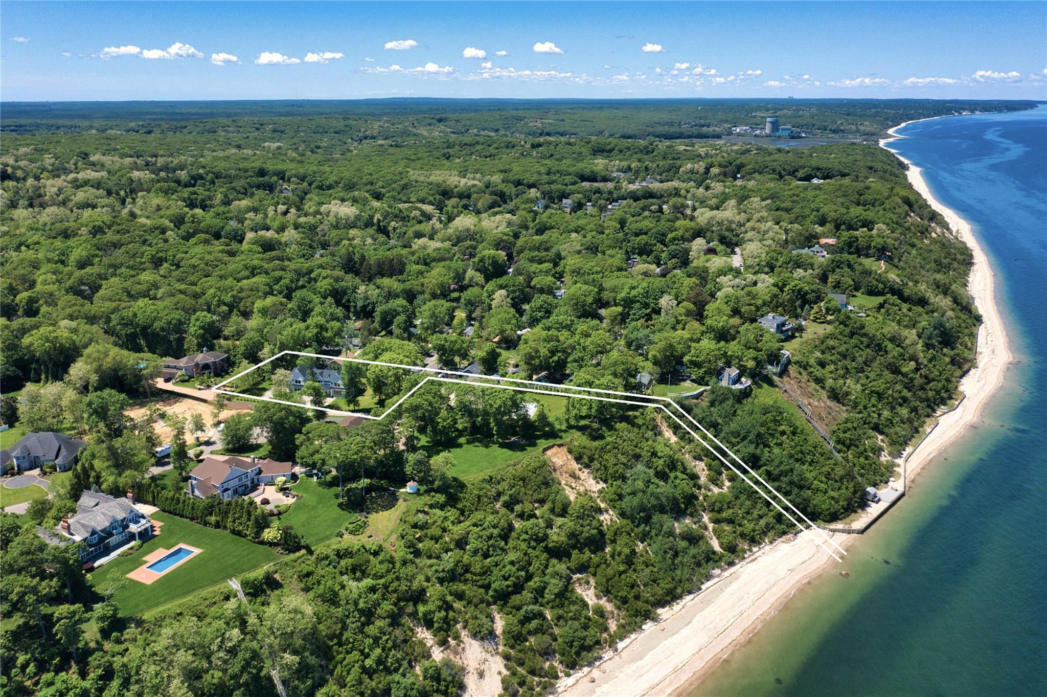 Single Family Crescent  Suffolk County, NY 11792, MLS-825685-43