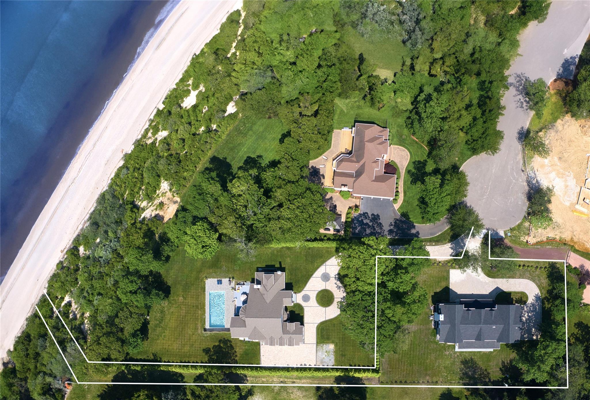 Single Family Crescent  Suffolk County, NY 11792, MLS-825685-44