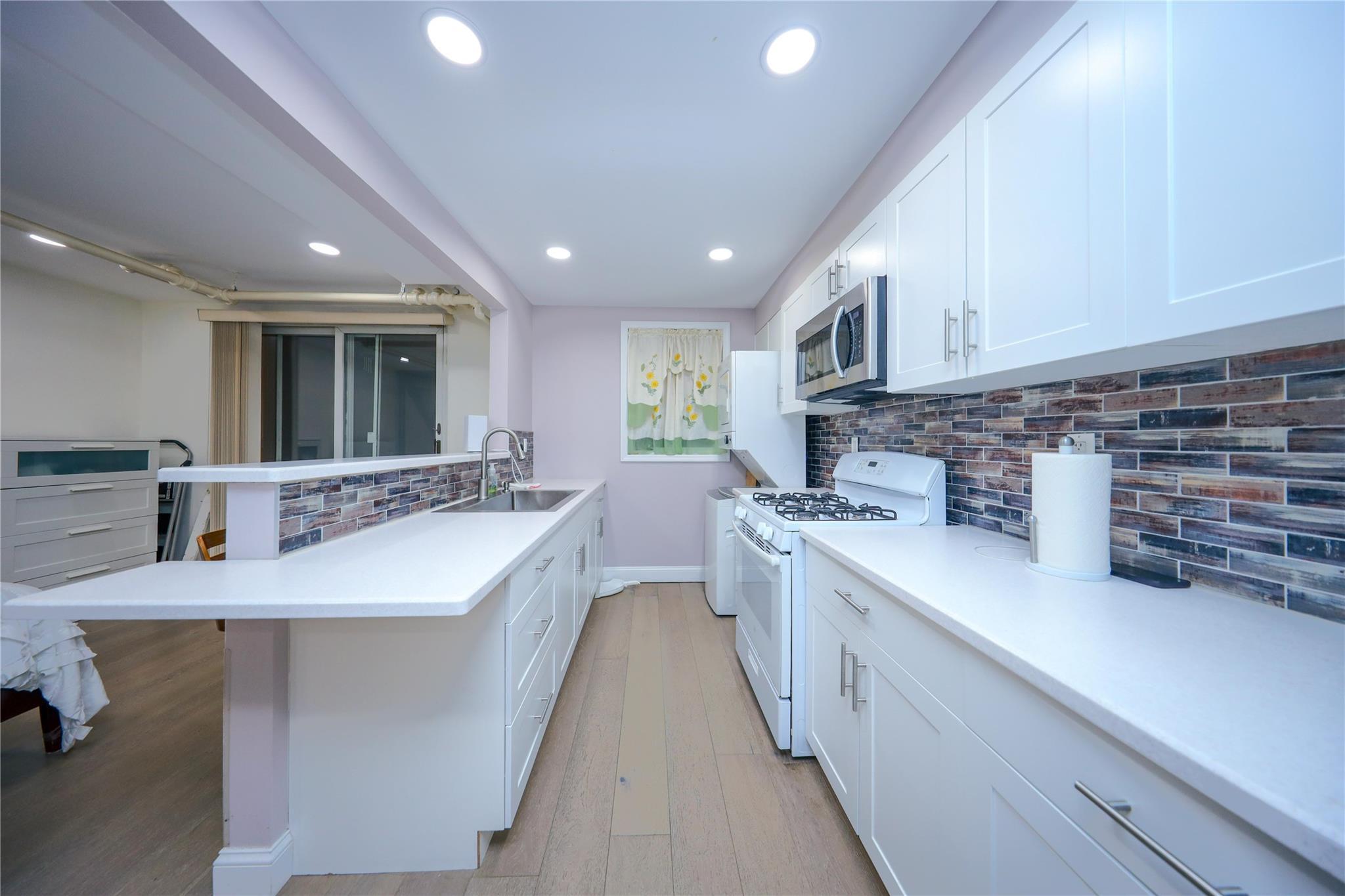 Single Family Bay Ridge  Brooklyn, NY 11204, MLS-825698-6