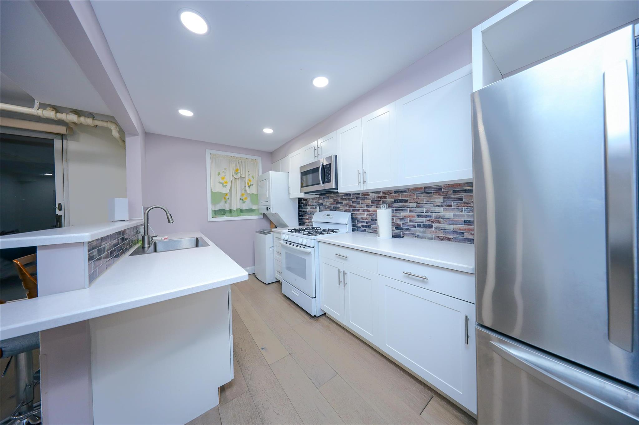 Single Family Bay Ridge  Brooklyn, NY 11204, MLS-825698-7