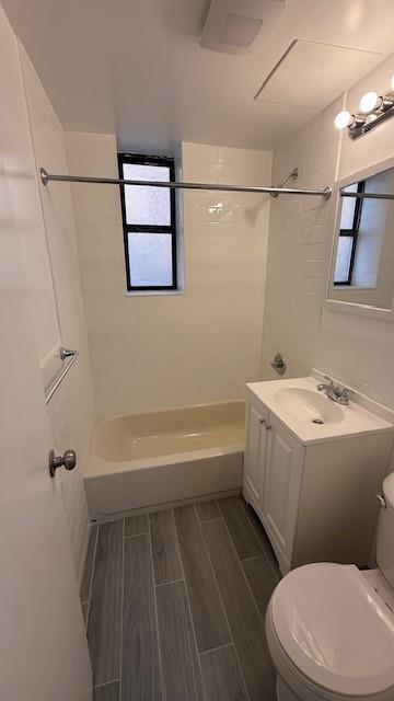 Apartment Thwaites  Bronx, NY 10467, MLS-825738-4