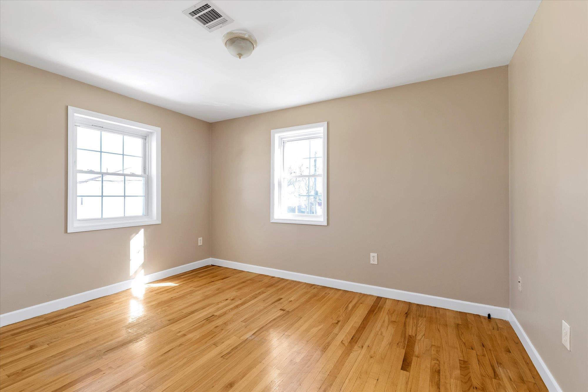 Single Family Lloyd  Nassau County, NY 11554, MLS-825750-17
