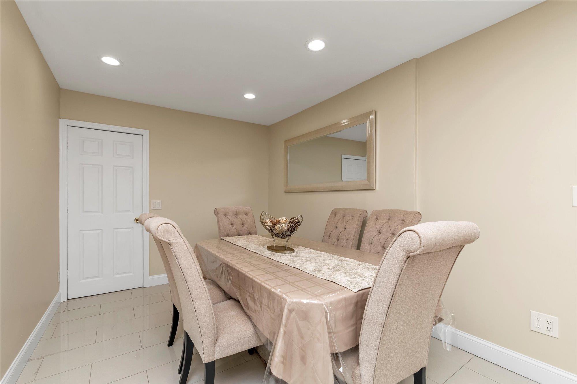 Single Family Lloyd  Nassau County, NY 11554, MLS-825750-5