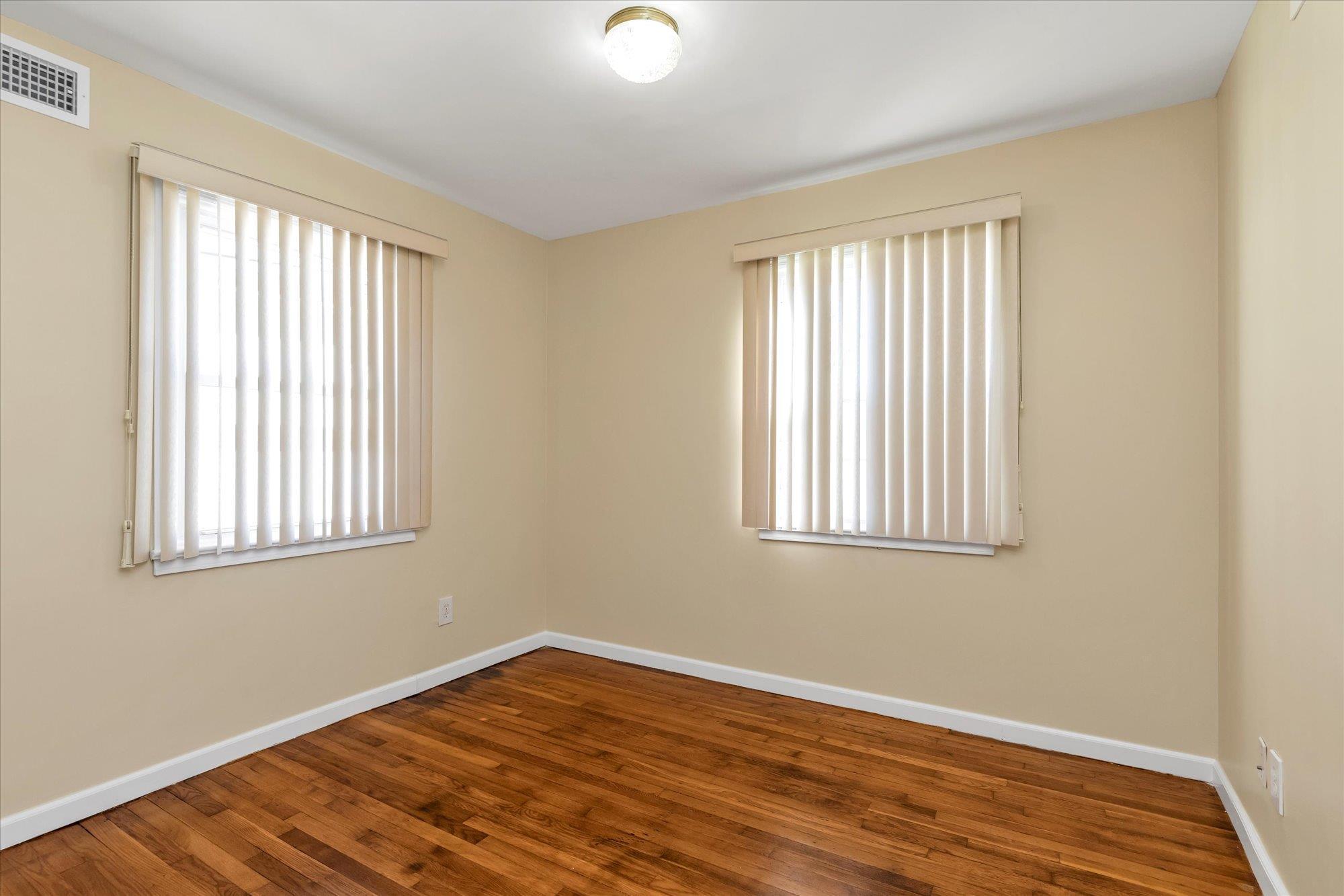 Single Family Lloyd  Nassau County, NY 11554, MLS-825750-8