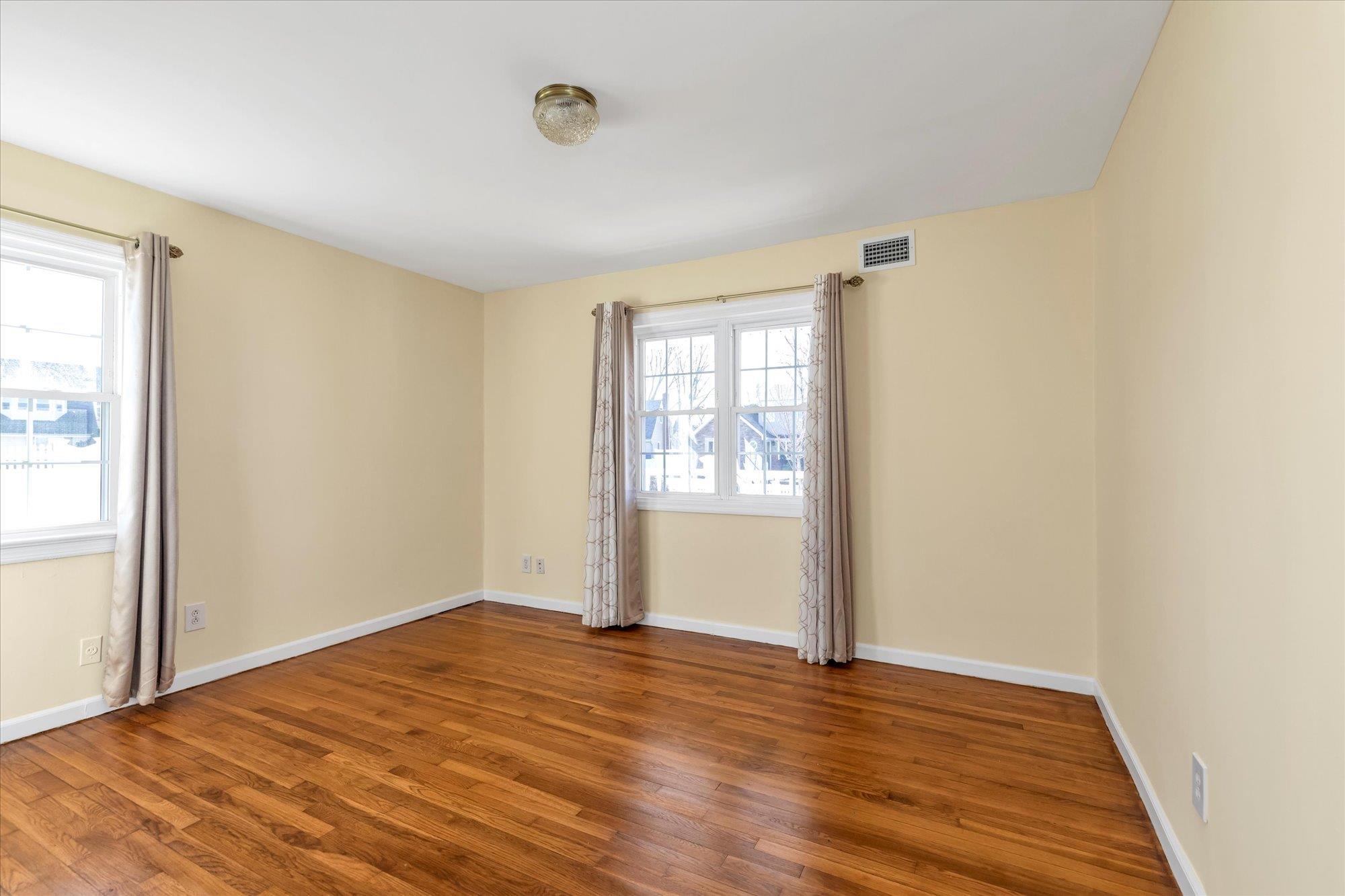 Single Family Lloyd  Nassau County, NY 11554, MLS-825750-9