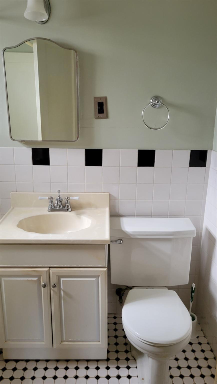 Coop Lawrence  Westchester County, NY 10603, MLS-825816-5