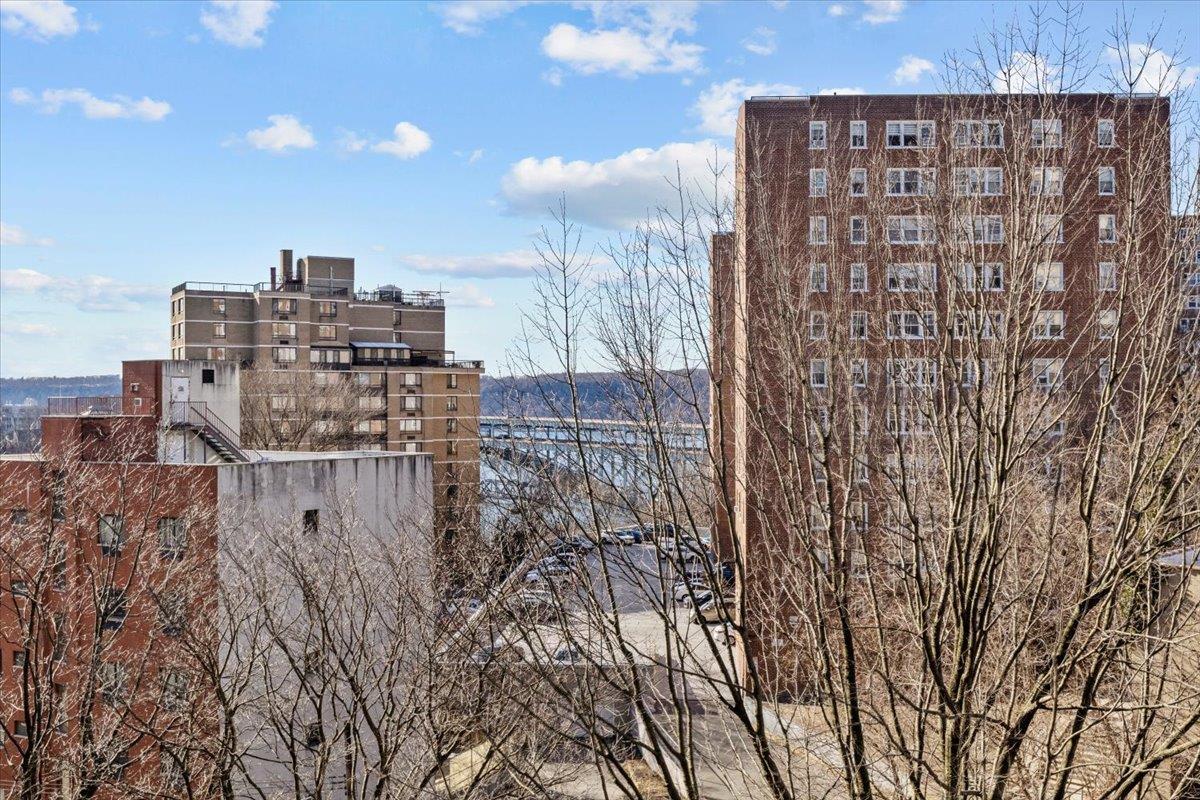 Coop Kappock  Bronx, NY 10463, MLS-825824-10