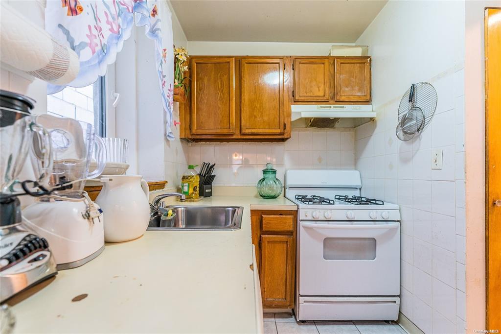 Coop Fox  Bronx, NY 10459, MLS-825825-10