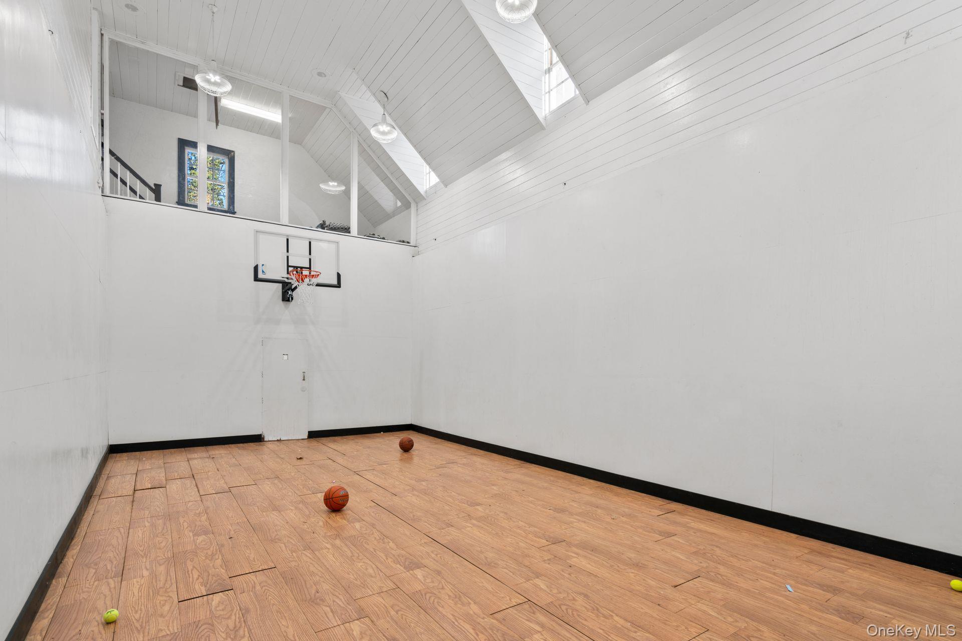 Single Family Stonegate Nassau County, NY 11545, MLS-825827-38