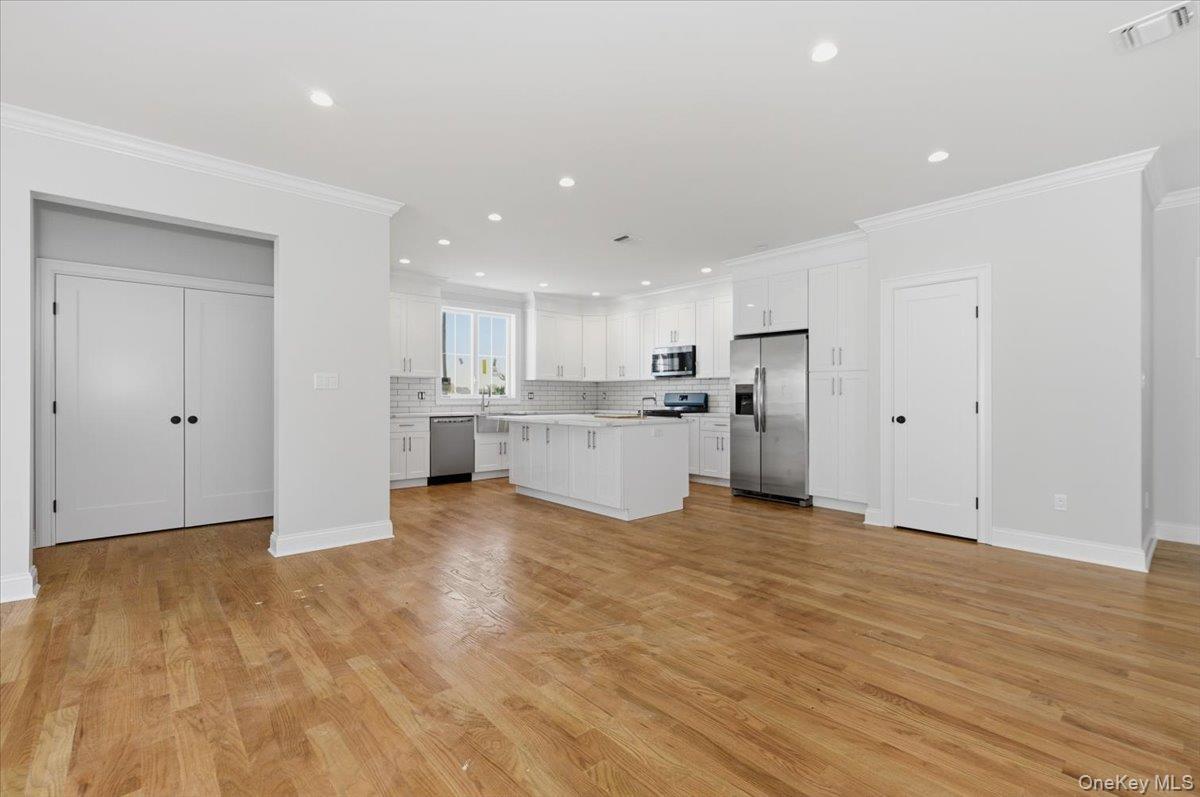 Single Family Archer  Nassau County, NY 11783, MLS-825853-10