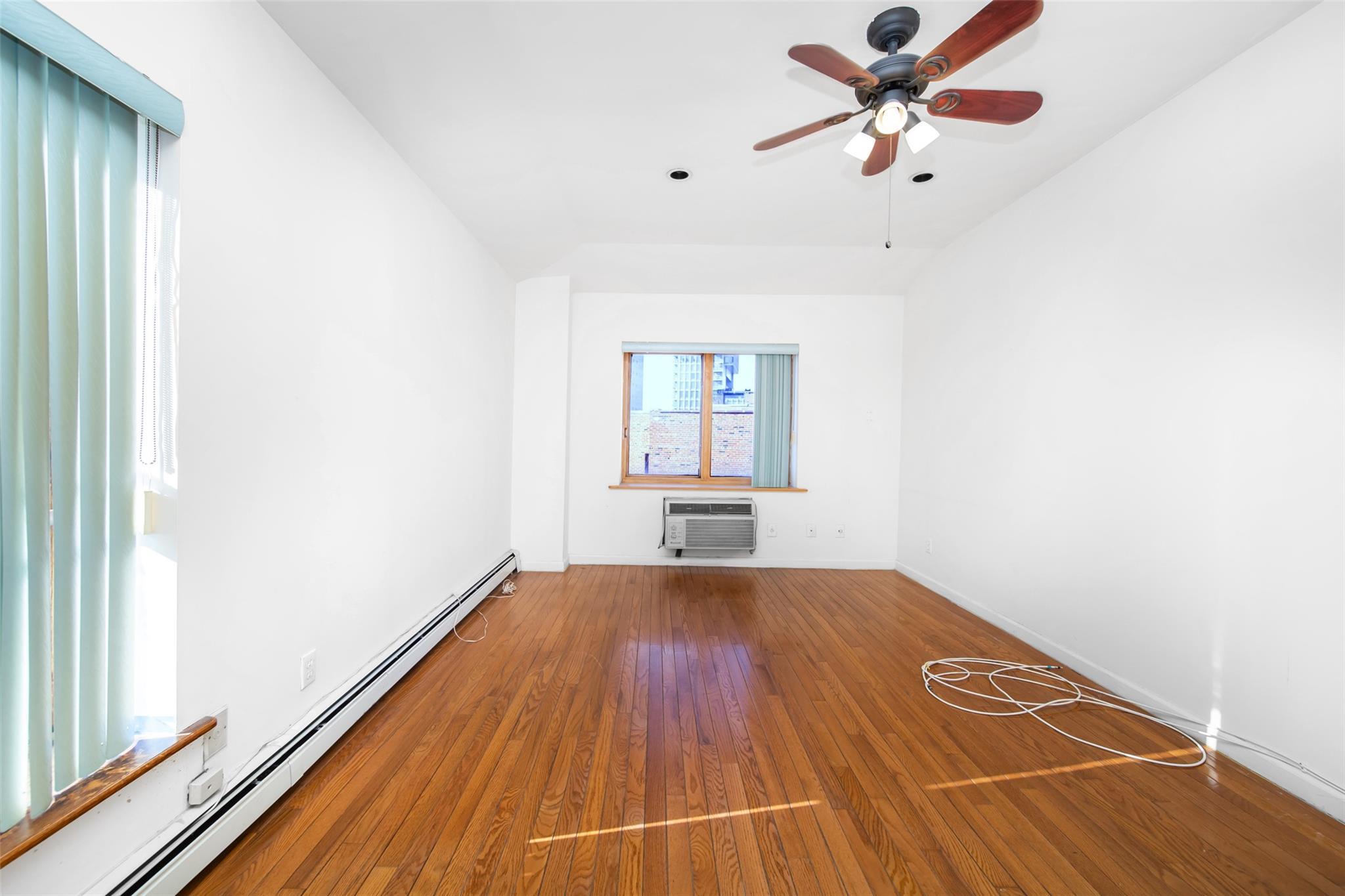 Single Family Colden  Queens, NY 11355, MLS-825858-13