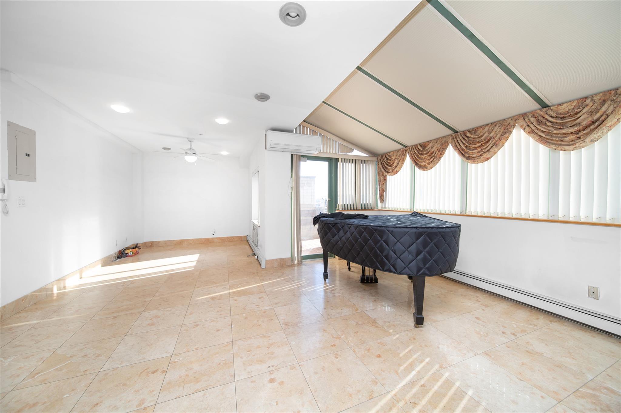 Single Family Colden  Queens, NY 11355, MLS-825858-2