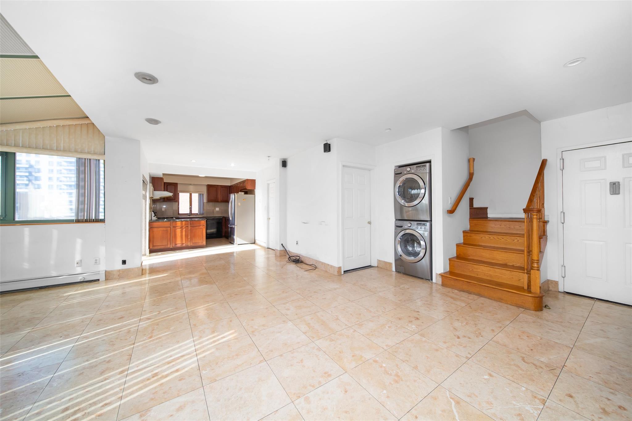 Single Family Colden  Queens, NY 11355, MLS-825858-4