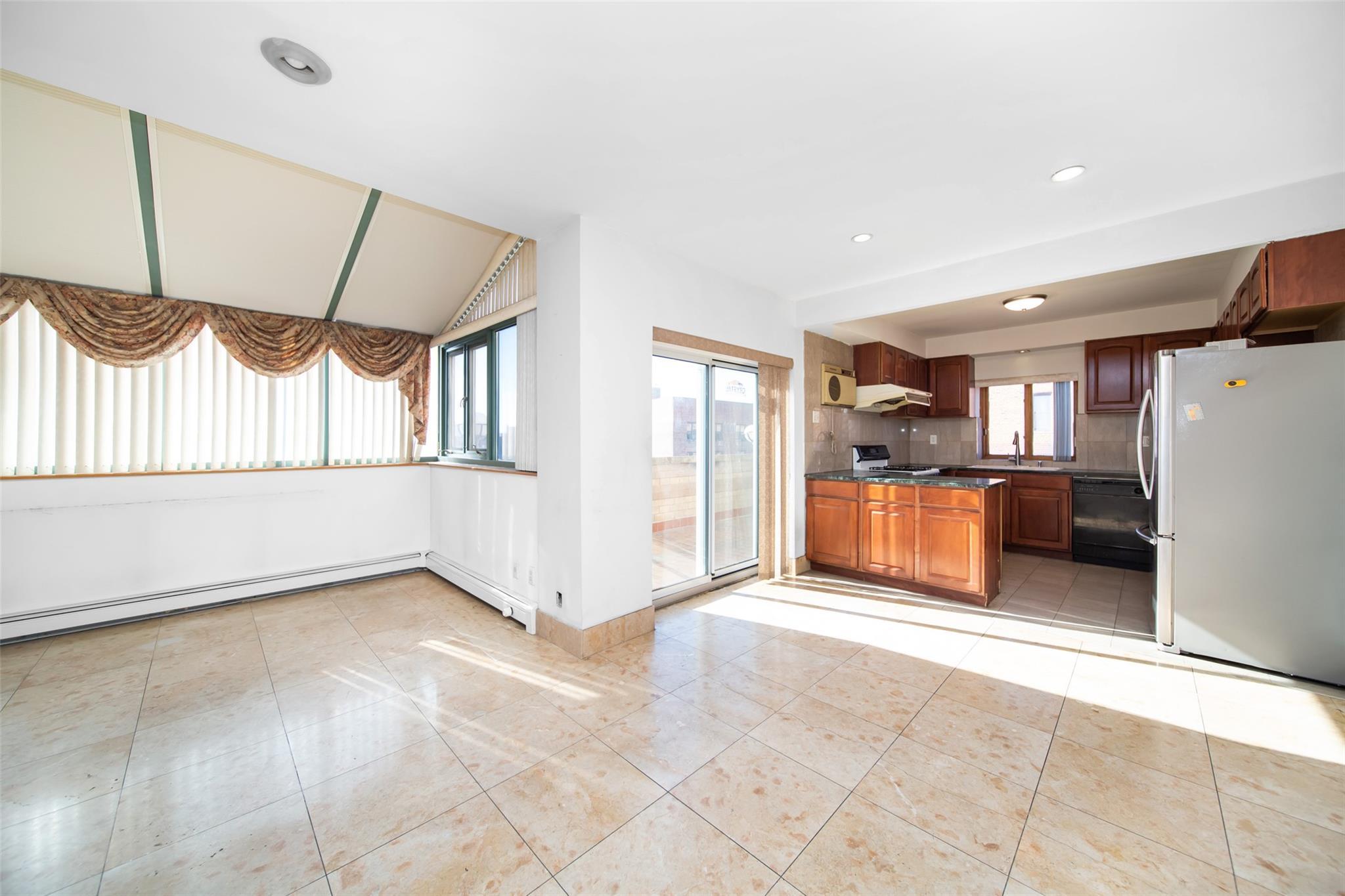 Single Family Colden  Queens, NY 11355, MLS-825858-5