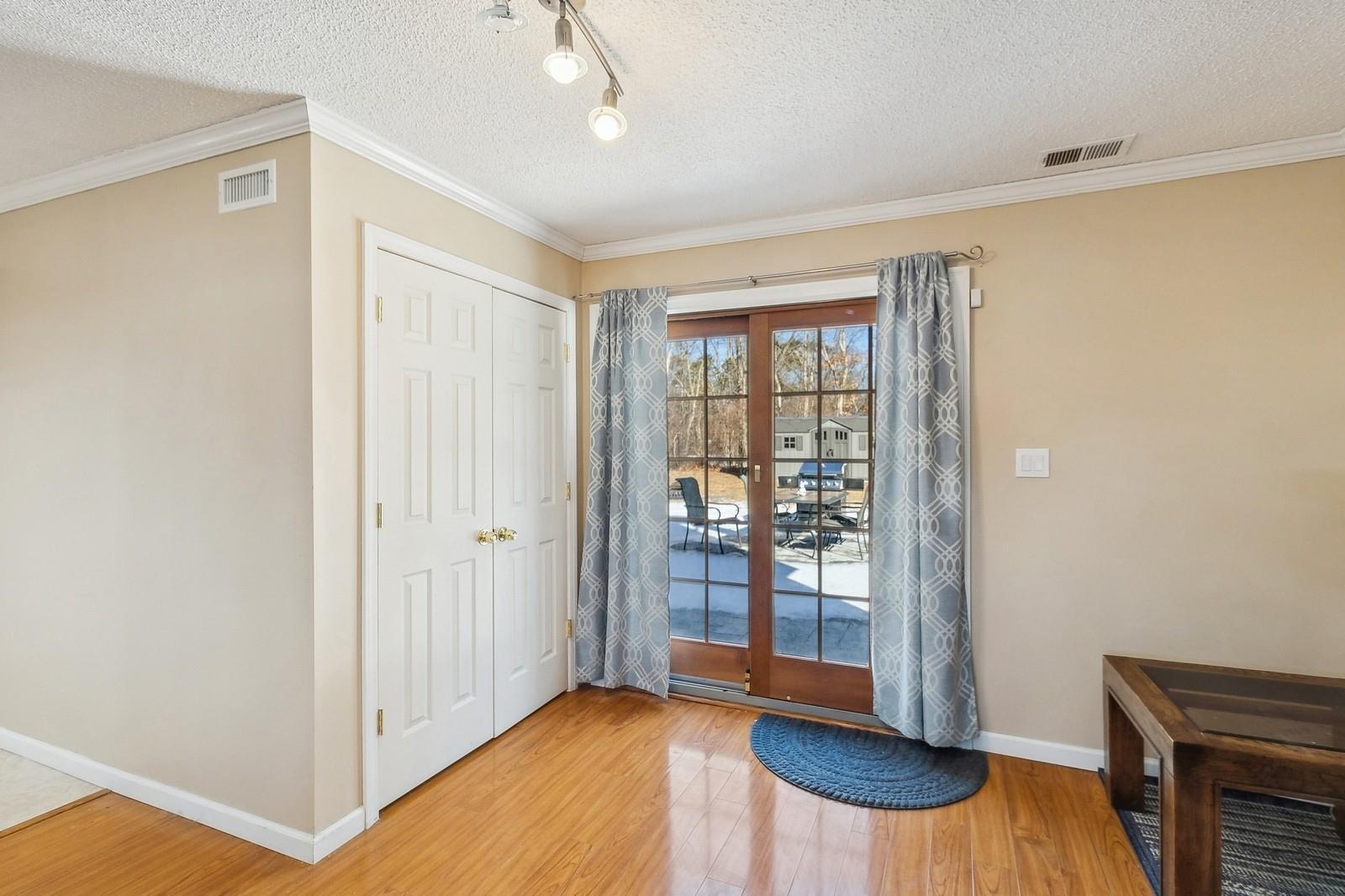 Single Family Joanne  Suffolk County, NY 11741, MLS-825878-31