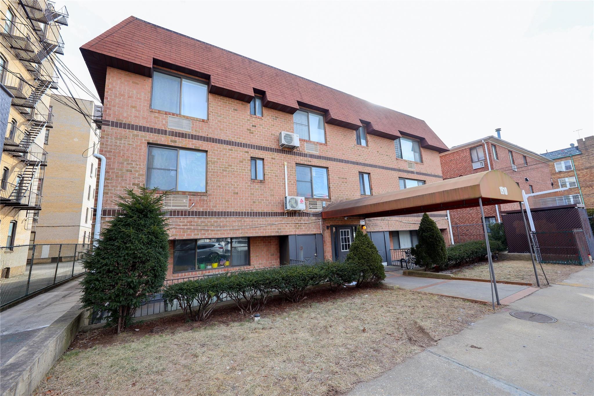Condo Avenue V  Brooklyn, NY 11229, MLS-825894-4