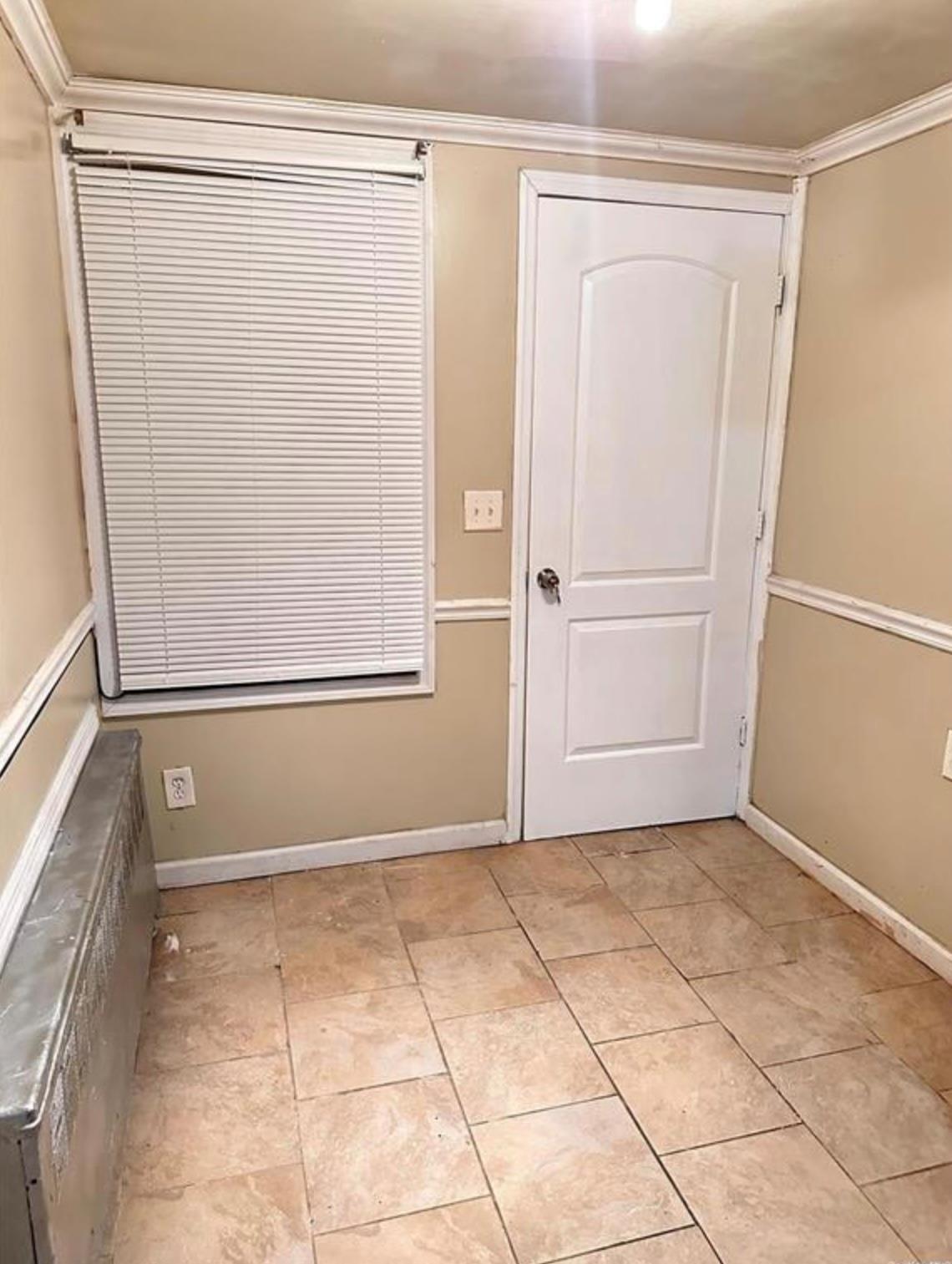 Apartment 227th  Bronx, NY 10466, MLS-825897-2