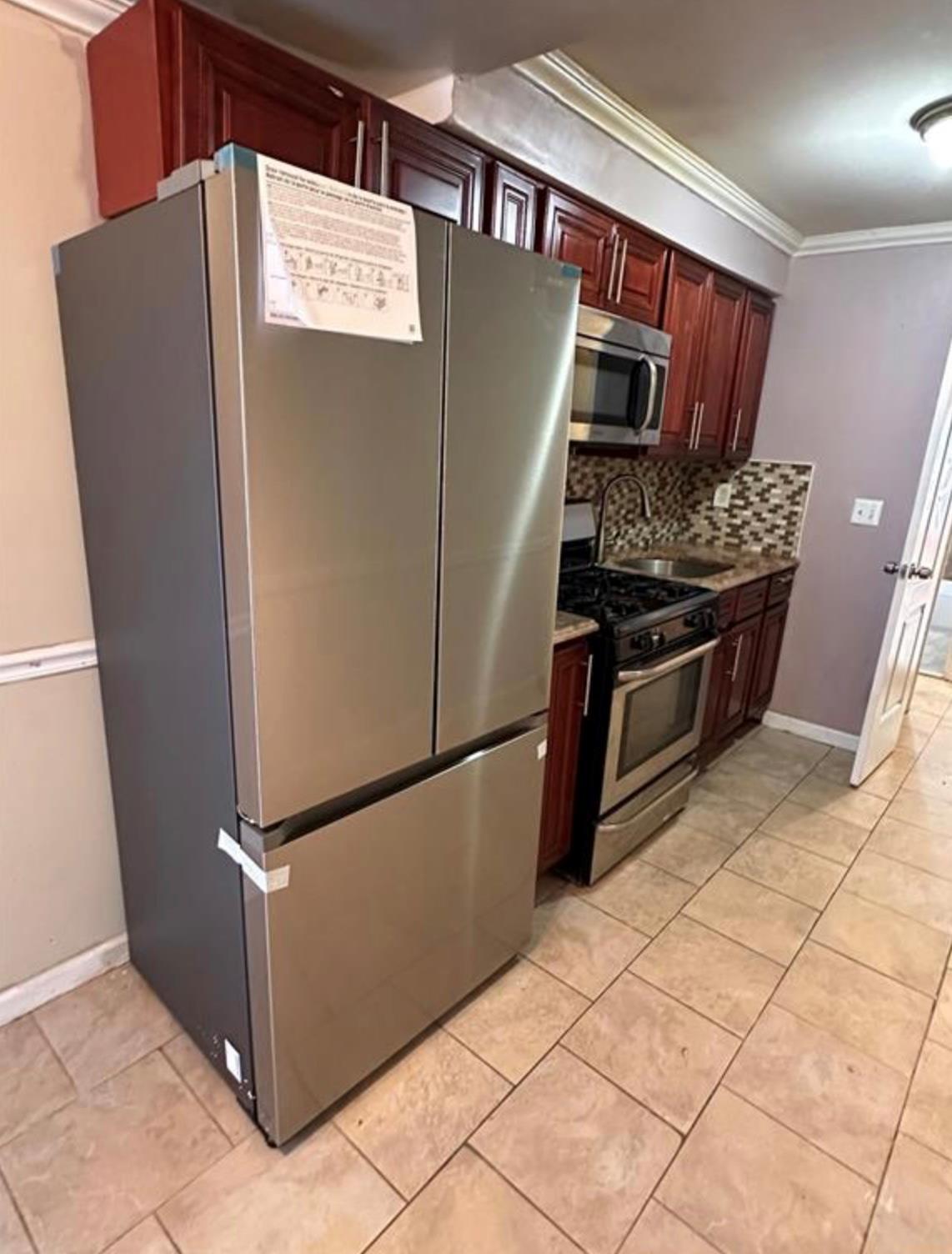 Apartment 227th  Bronx, NY 10466, MLS-825897-8