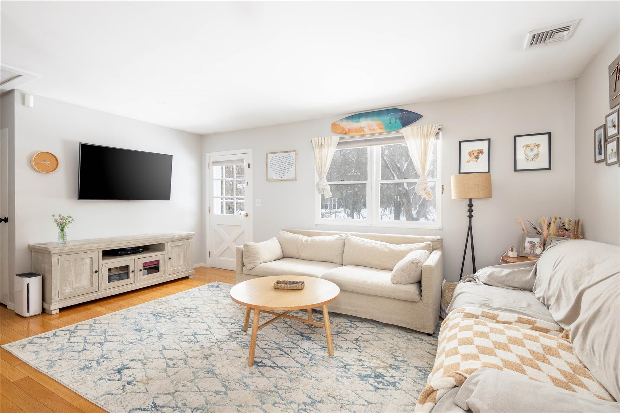 Single Family Gardiner  Suffolk County, NY 11937, MLS-825942-5