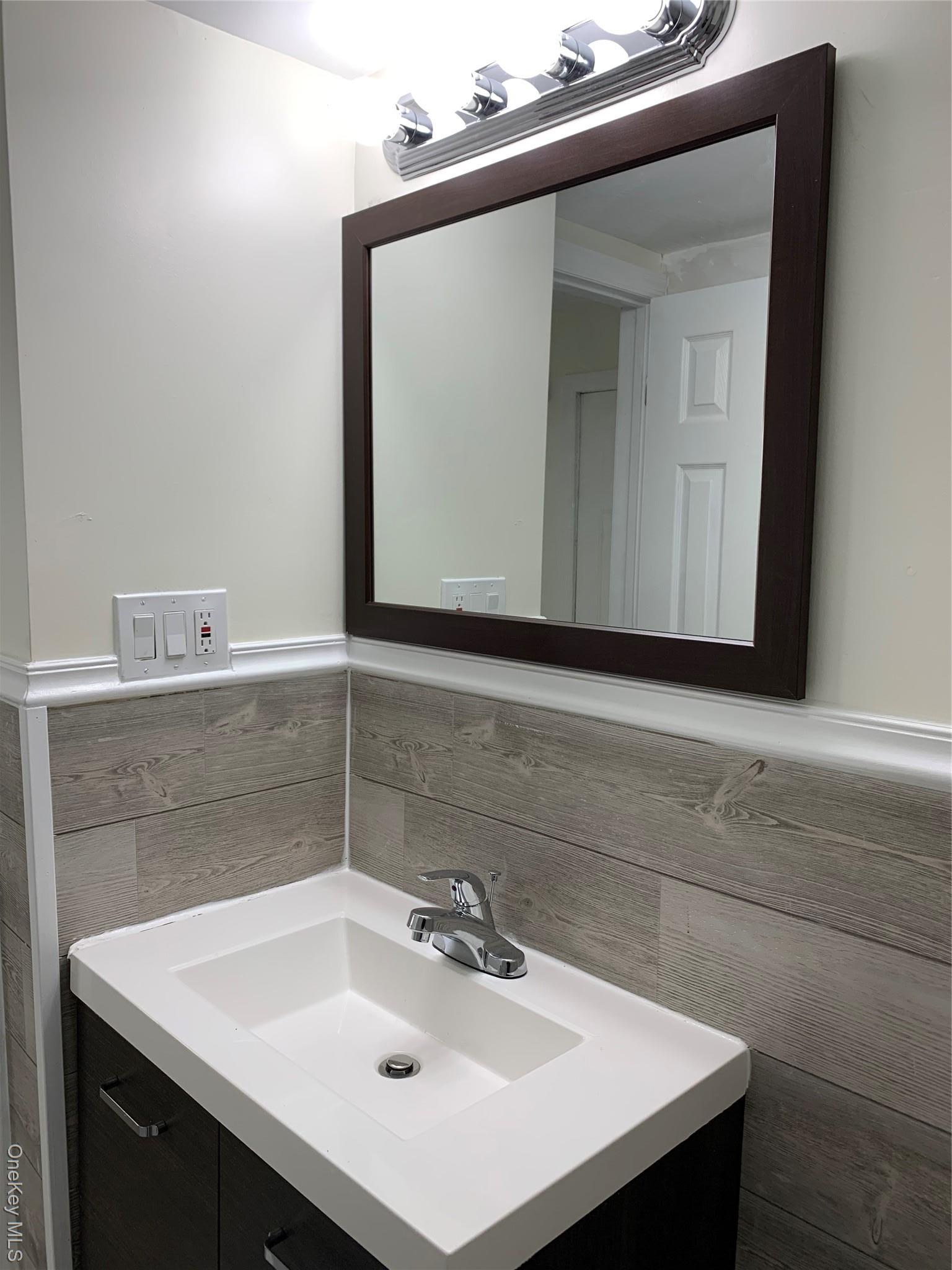 Single Family Marion  Bronx, NY 10458, MLS-825950-33