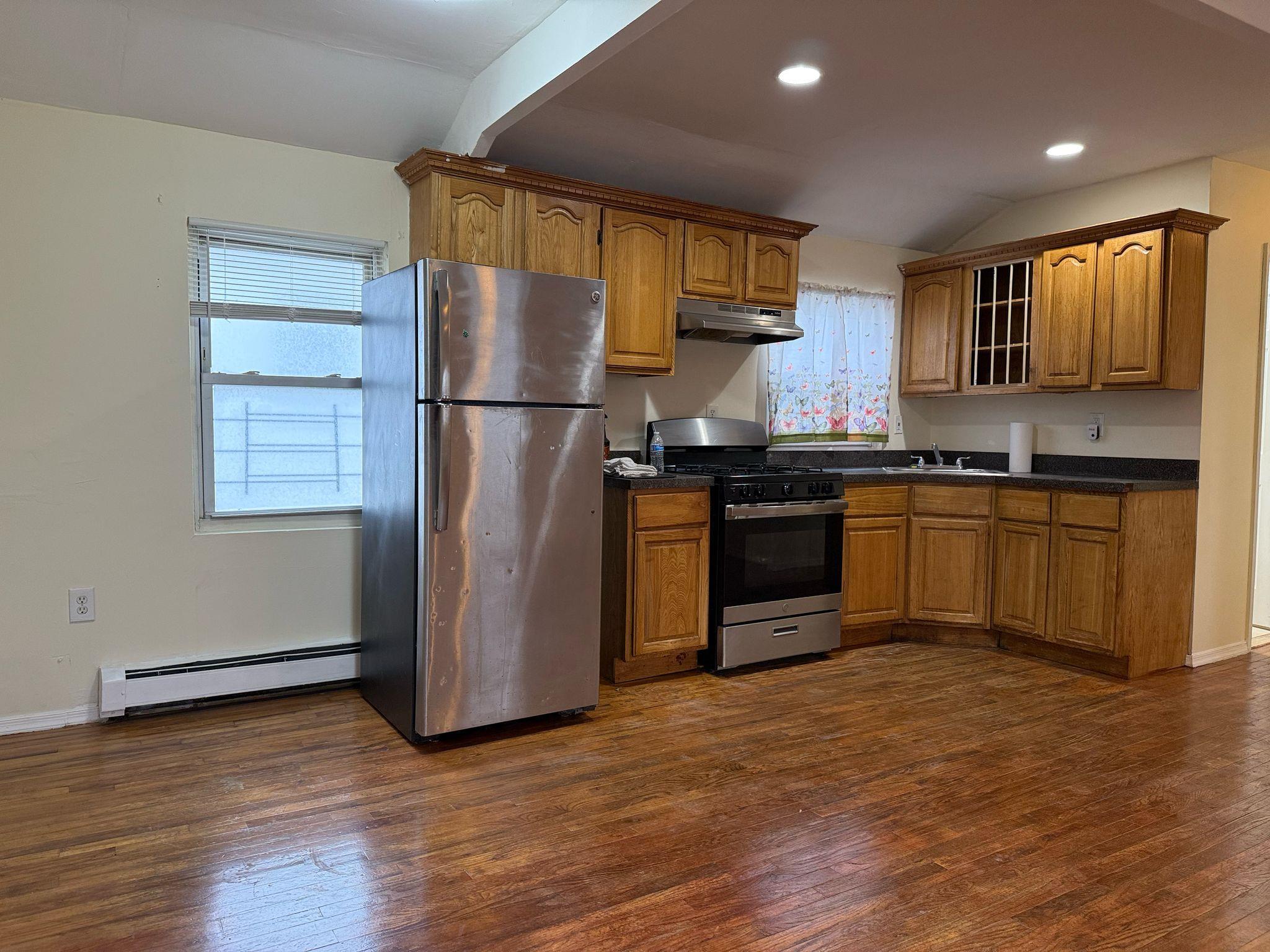 Single Family 132  Queens, NY 11434, MLS-826010-5