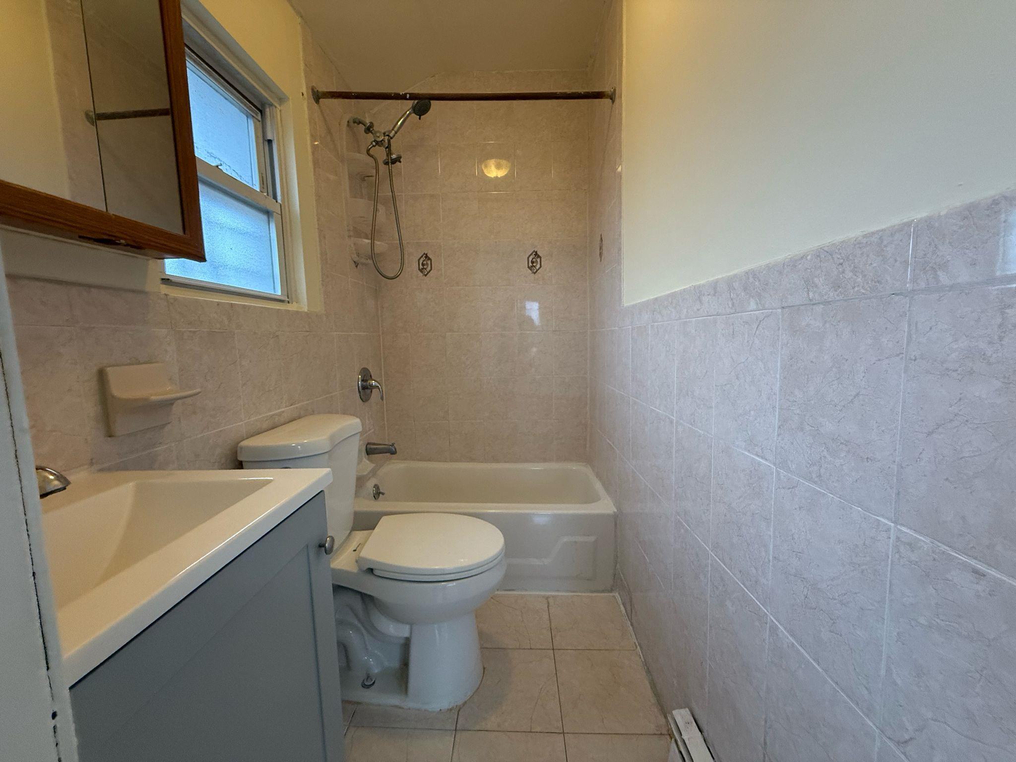 Single Family 132  Queens, NY 11434, MLS-826010-7