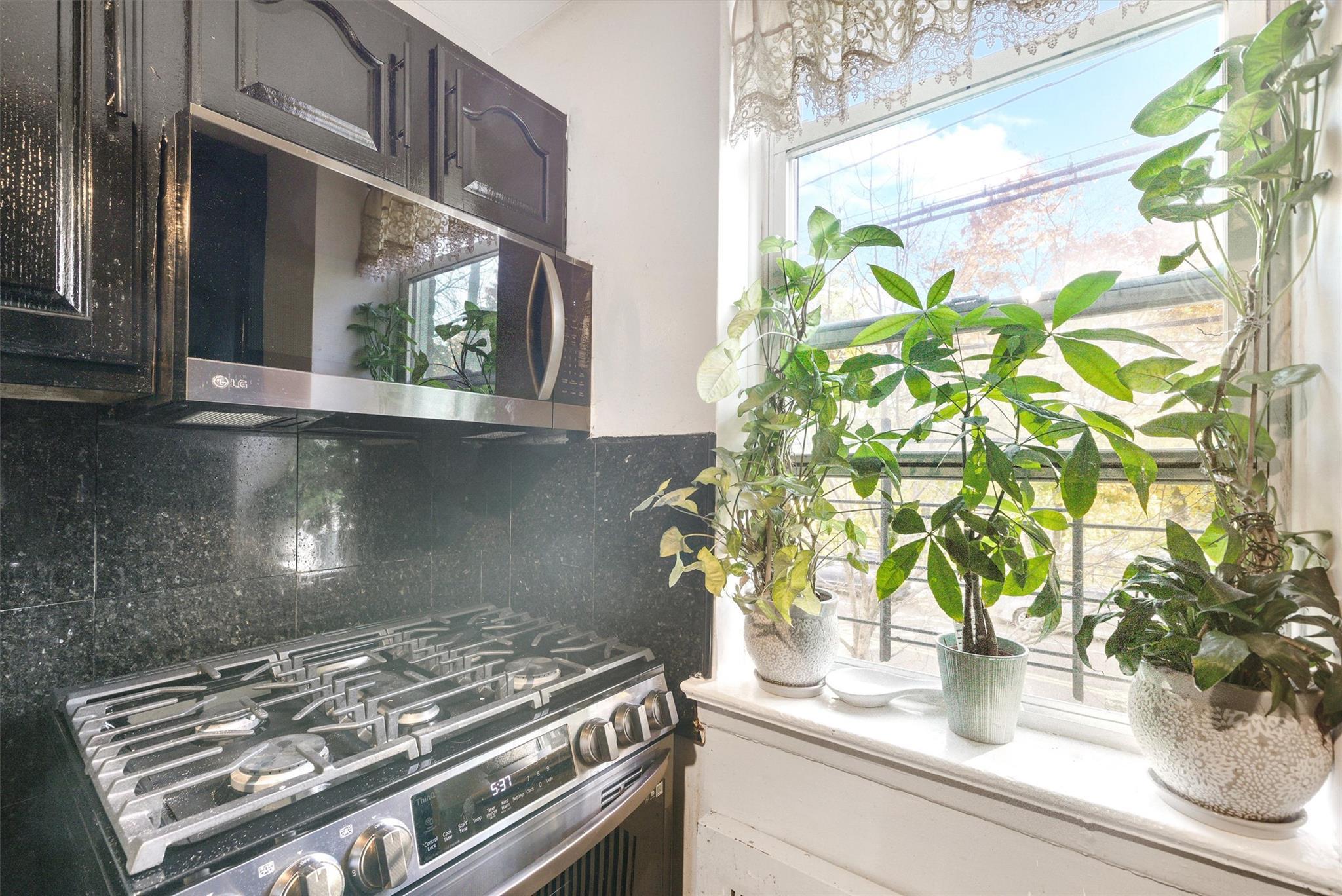 Apartment Webster  Bronx, NY 10470, MLS-826034-10