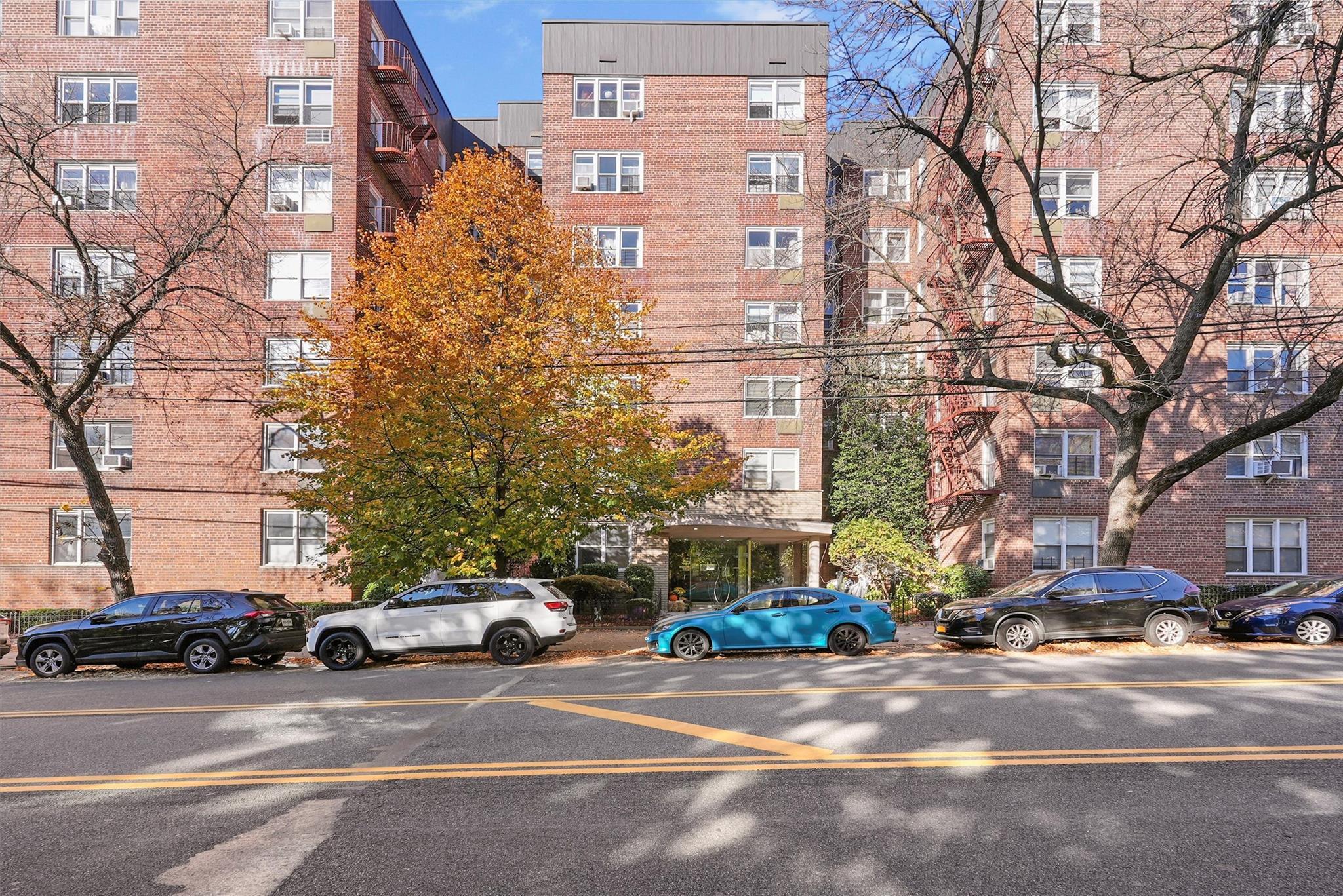 Apartment Webster  Bronx, NY 10470, MLS-826034-2