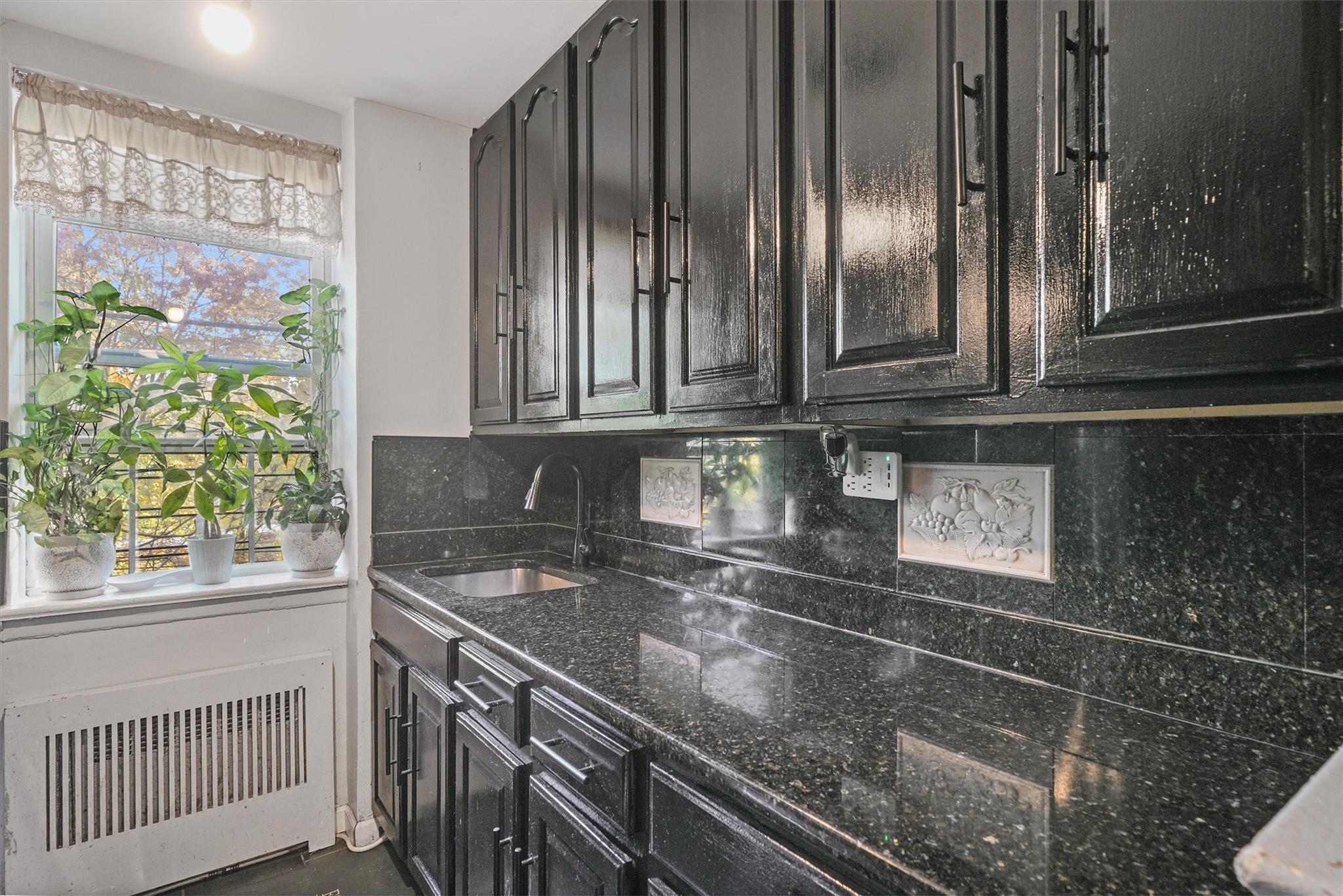 Apartment Webster  Bronx, NY 10470, MLS-826034-9