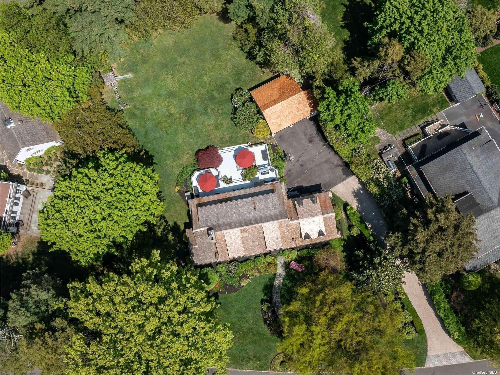 Single Family Woodland  Nassau County, NY 11030, MLS-826081-2