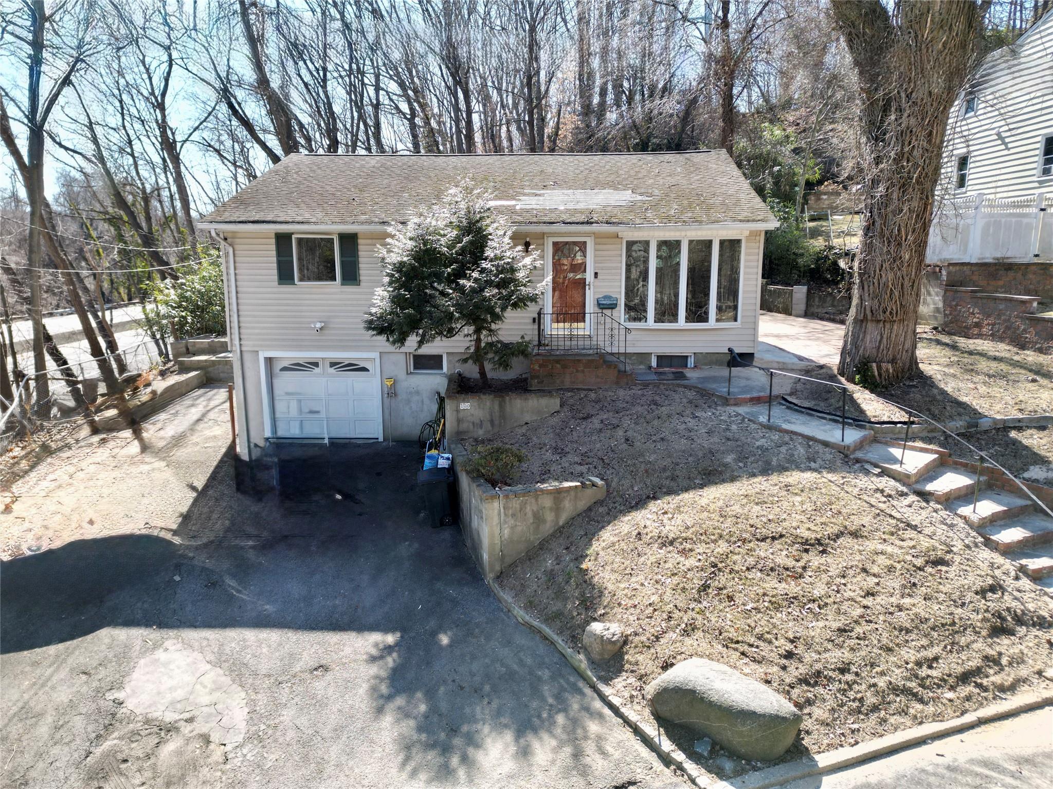Single Family Hendrick  Nassau County, NY 11542, MLS-826144-3