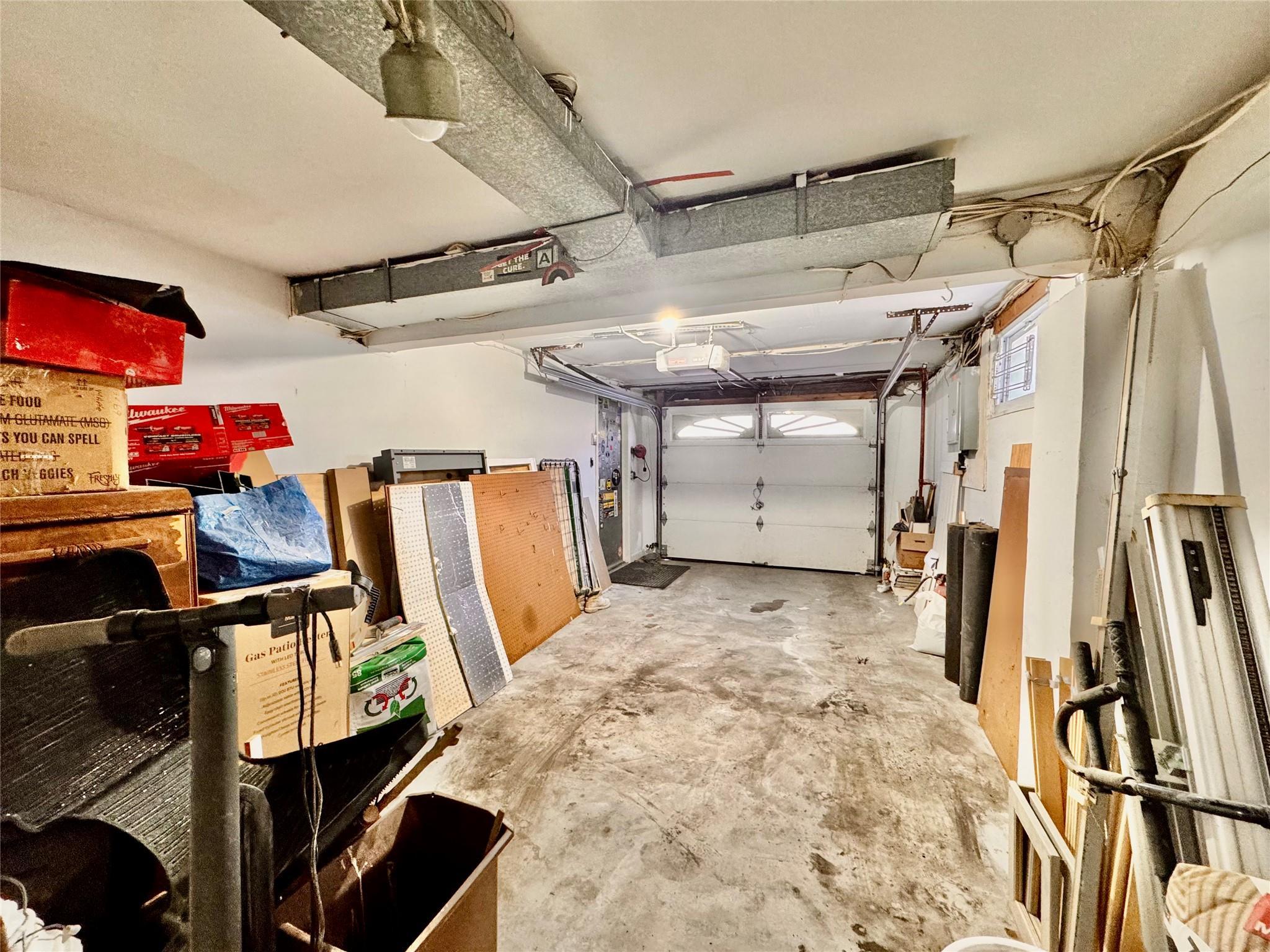 Single Family Hendrick  Nassau County, NY 11542, MLS-826144-37