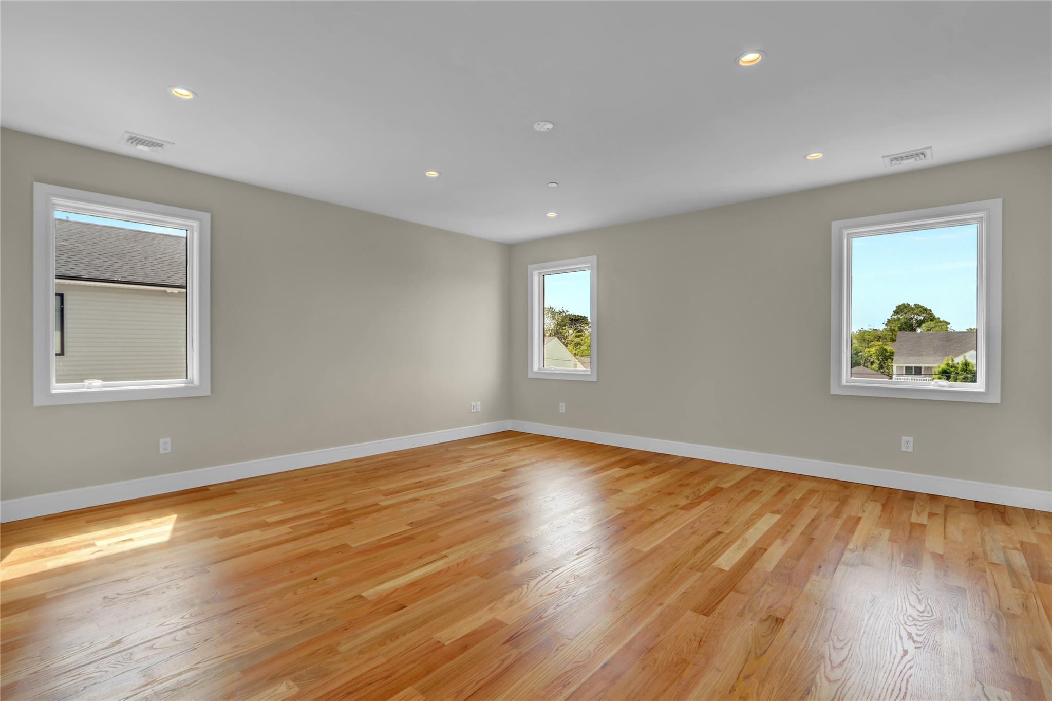 Single Family Fulton  Nassau County, NY 11561, MLS-826224-16