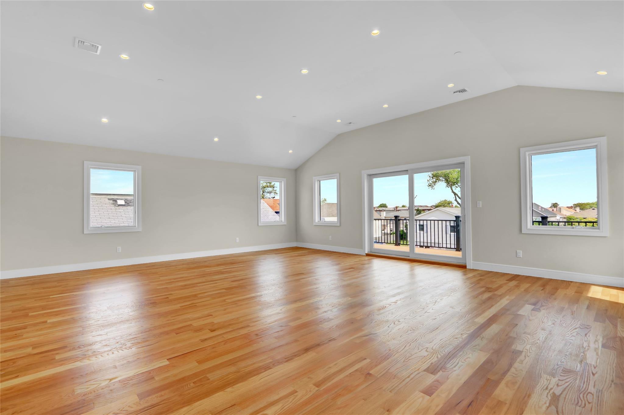 Single Family Fulton  Nassau County, NY 11561, MLS-826224-22