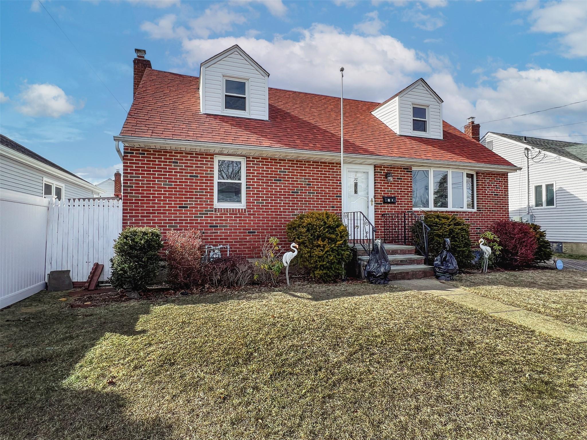 Single Family Bruce  Nassau County, NY 11801, MLS-826262-2