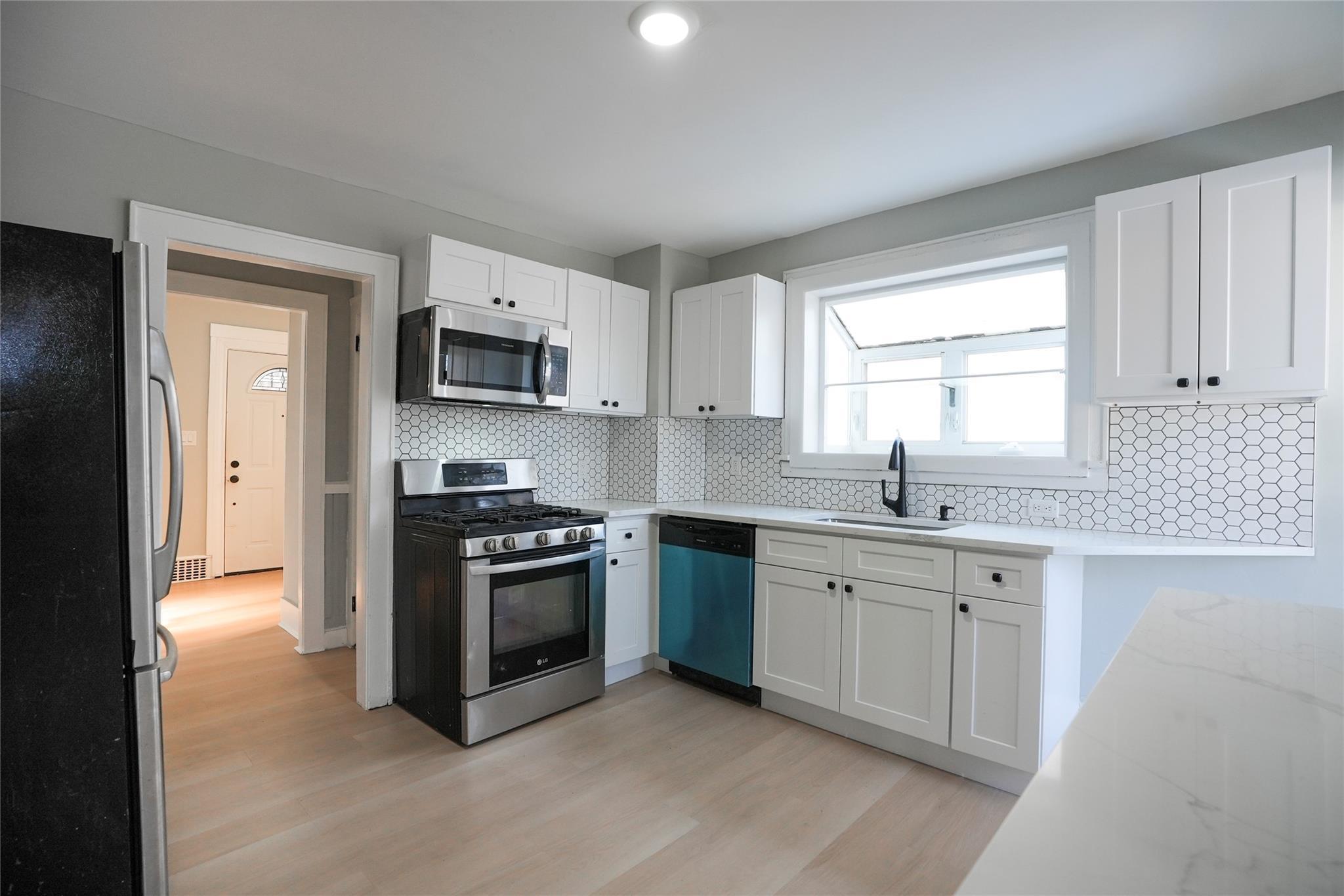 Single Family Fitchett  Dutchess County, NY 12601, MLS-826264-11