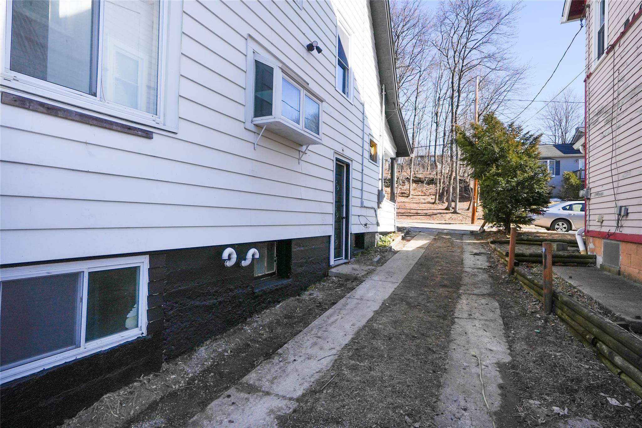 Single Family Fitchett  Dutchess County, NY 12601, MLS-826264-27