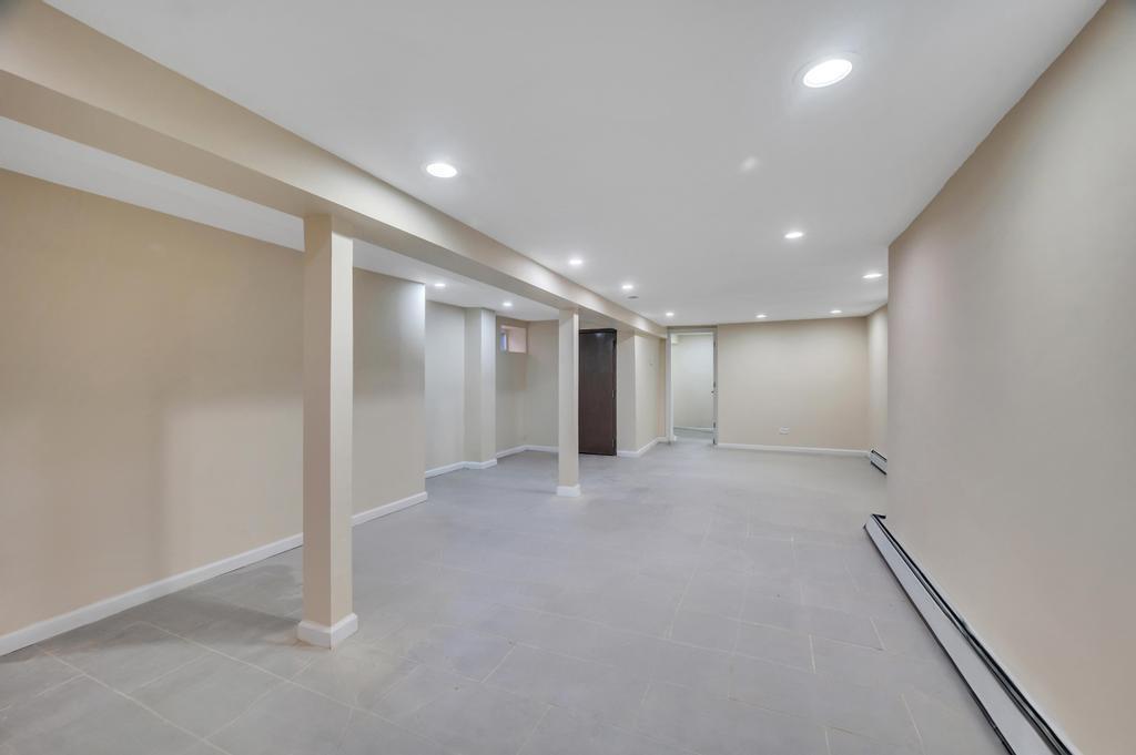 Single Family 189th  Queens, NY 11412, MLS-826299-29