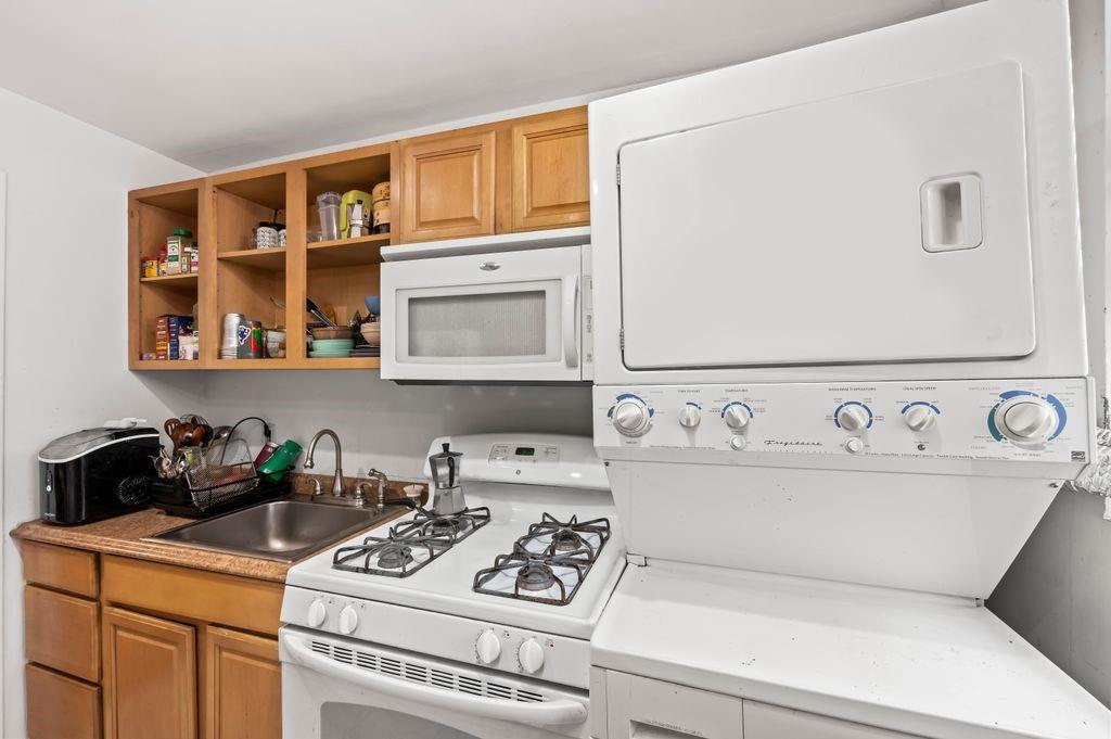 Single Family 73rd  Brooklyn, NY 11204, MLS-826391-24