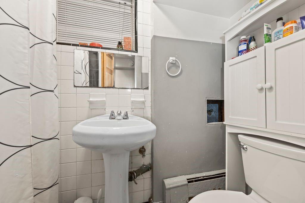 Single Family 73rd  Brooklyn, NY 11204, MLS-826391-37