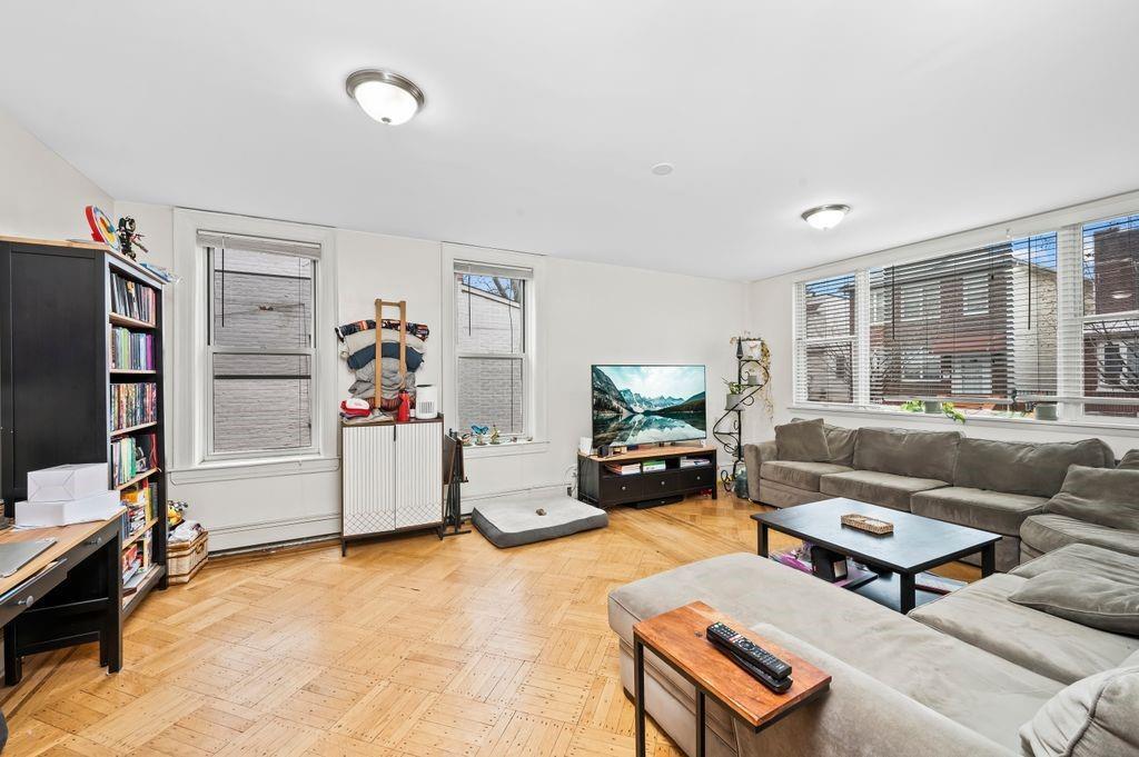 Single Family 73rd  Brooklyn, NY 11204, MLS-826391-4