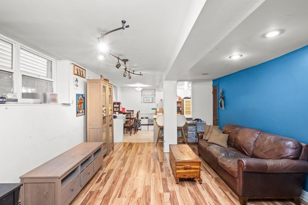 Single Family 73rd  Brooklyn, NY 11204, MLS-826391-7