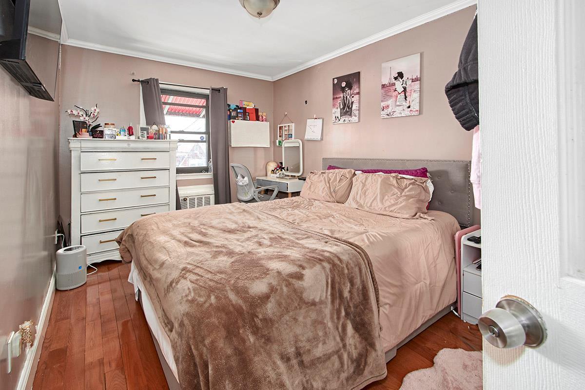 Single Family Wilder Bronx, NY 10466, MLS-826419-10